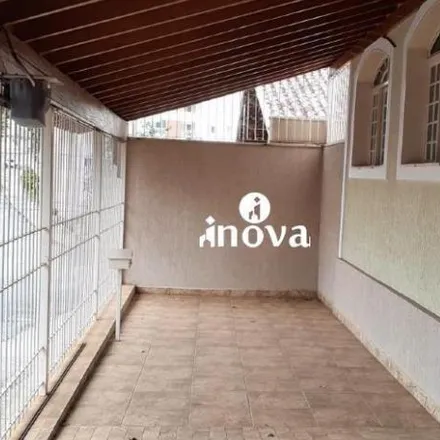 Buy this 4 bed house on Avenida Barão do Rio Branco in Vila Raquel, Uberaba - MG