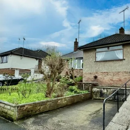 Image 1 - Mount Gardens, Cleckheaton, BD19 3QH, United Kingdom - House for sale