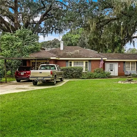 Buy this 3 bed house on 1705 East Duffy Street in Savannah, GA 31404