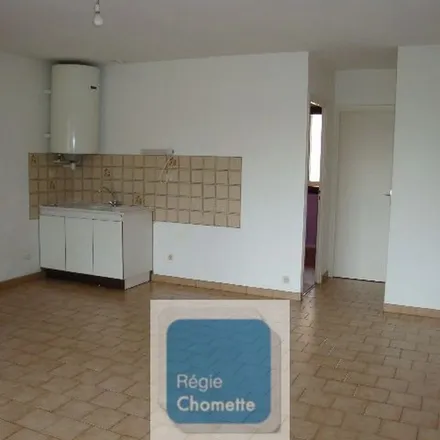 Rent this 2 bed apartment on 485 Chemin sous les Vignes in 69740 Genas, France