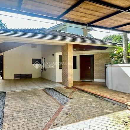 Buy this 5 bed house on Rua da Andorinha in Lagoa da Conceição, Florianópolis - SC