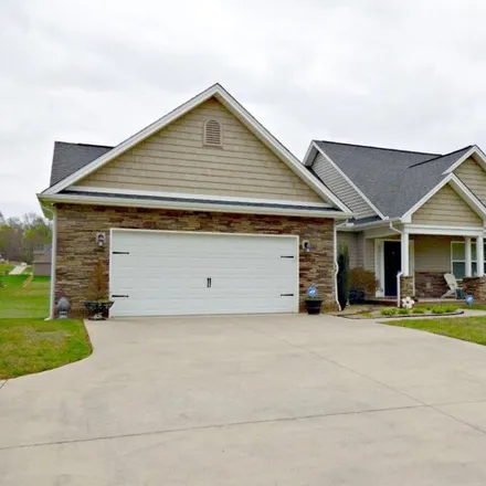 Buy this 3 bed house on 599 North Chucky Pike in Jefferson City, TN 37760
