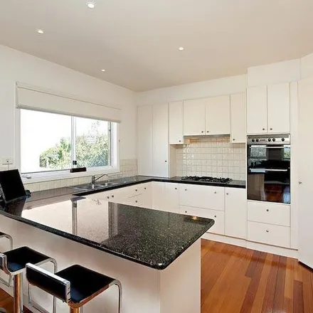 Rent this 3 bed apartment on 6/62 Nepean Highway in Aspendale VIC 3195, Australia