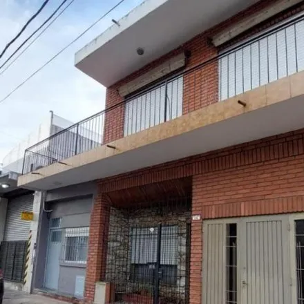Buy this 4 bed house on Avenida Presidente Juan Domingo Perón 425 in Partido de Morón, B1707 APP Villa Sarmiento