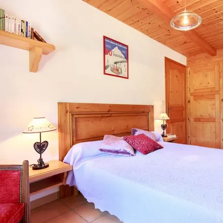 Rent this 3 bed house on Chemin du haut val d'arly in 73590 Cohennoz, France