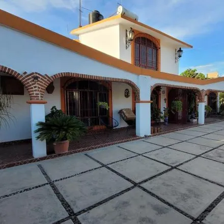 Buy this 4 bed house on Privada Río Apatlaco in 62586 Río Escondido, MOR
