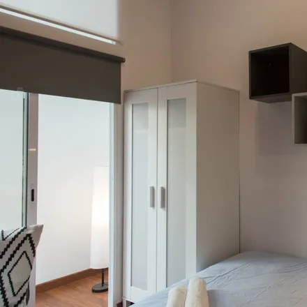 Rent this 6 bed room on Carrer de Pau Claris in 73, 08010 Barcelona