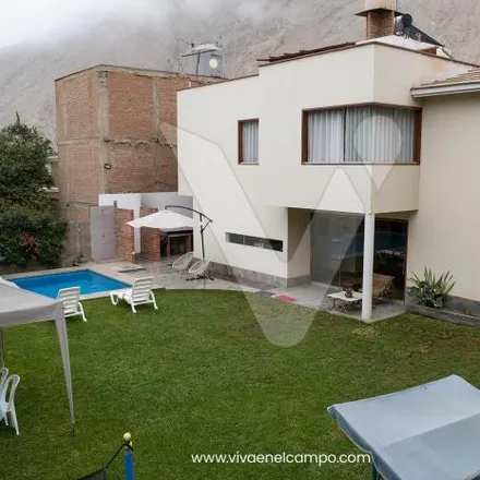 Buy this 5 bed house on Calle 25 in Cieneguilla, Lima Metropolitan Area
