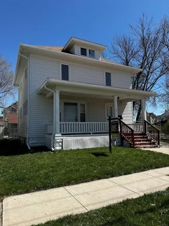 Buy this 4 bed house on 315 North 9th Street in Fort Dodge, IA 50501