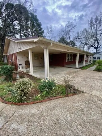 Image 3 - 308 N Main St, Calhoun City, Mississippi, 38916 - House for sale
