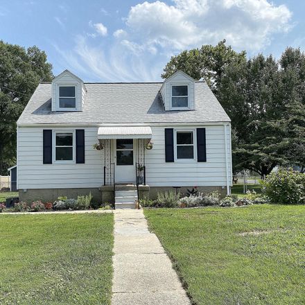 Rent this 3 bed house on Middleborough Road in Essex, MD 21221