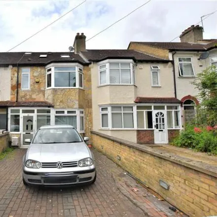Buy this 4 bed townhouse on unnamed road in London, SE25 4TJ