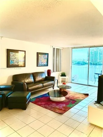 Image 4 - 16546 Northeast 26th Avenue, North Miami Beach, FL 33160, USA - Condo for rent