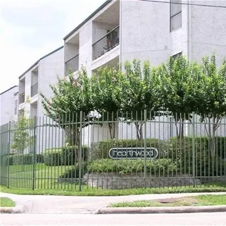 Buy this 1 bed condo on 2864 South Bartell Drive in Houston, TX 77054