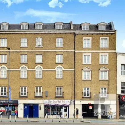 Rent this 1 bed apartment on 200 Mile End Road in London, E1 4LJ