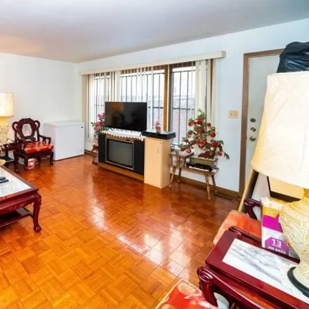 Image 3 - Chinatown Elderly Apartments, 300 West 23rd Street, Chicago, IL 60616, USA - Townhouse for sale