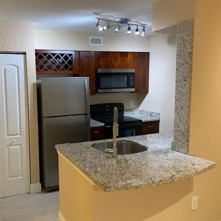 Image 6 - S-36, Northwest 39th Street, Lauderdale Lakes, FL 33309, USA - Condo for rent