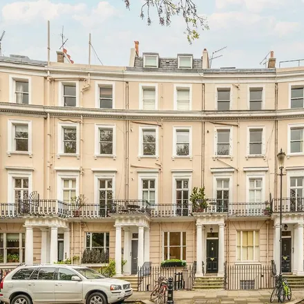 Rent this 1 bed apartment on Royal Crescent Gardens in Royal Crescent, London