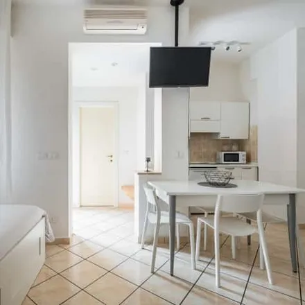 Image 8 - Flexing, Via delle Lame, 40122 Bologna BO, Italy - Apartment for rent