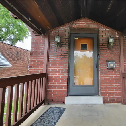 Image 3 - 5235 Morganford Road, Saint Louis, MO 63116, USA - House for sale