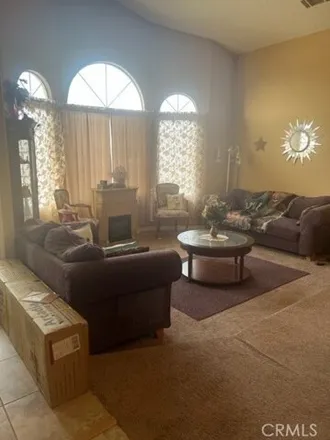 Image 3 - 19055 Corwin Road, Desert Knolls Manor, Apple Valley, CA 92307, USA - House for sale