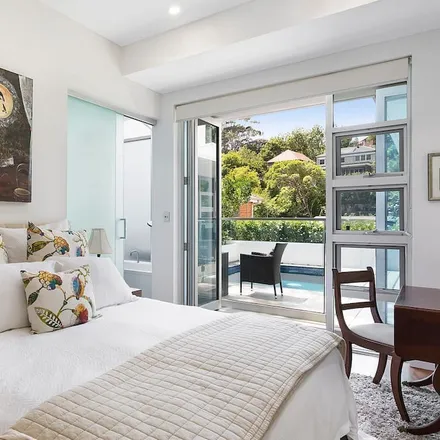 Rent this 4 bed house on Coogee NSW 2034