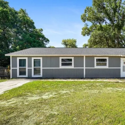 Buy this 3 bed house on 4196 Southeast 142nd Street in Marion County, FL 34491