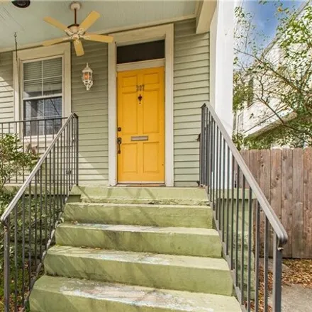 Image 3 - 207 S Pierce St, New Orleans, Louisiana, 70119 - House for sale