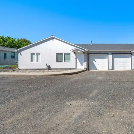 Buy this 4 bed house on 3256 6th Street in Lewiston, ID 83501