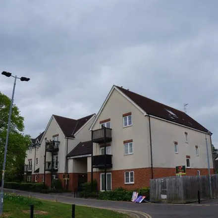 Rent this 1 bed apartment on The Moorings in Swindon, SN1 5AD