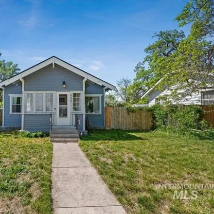 Buy this 2 bed house on 671 7th Avenue South in Nampa, ID 83651