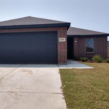 Rent this 3 bed house on 1419 Warringwood Drive in Greenville, TX 75402