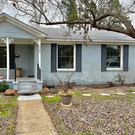 Buy this 3 bed house on 1668 Magnolia Drive in Tyler, TX 75701