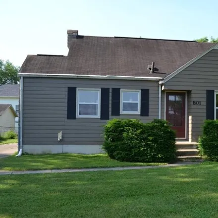 Buy this 3 bed house on 827 Symmes Road in Fairfield, OH 45014