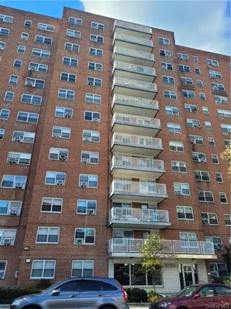Image 1 - 3125 Tibbett Avenue, New York, NY 10463, USA - Apartment for sale