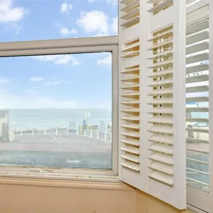 Buy this 1 bed apartment on Cliftonville Lido in Ethelbert Crescent, Cliftonville West