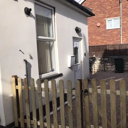 Rent this 2 bed house on Ashfield Road in Doncaster, DN4 8PX