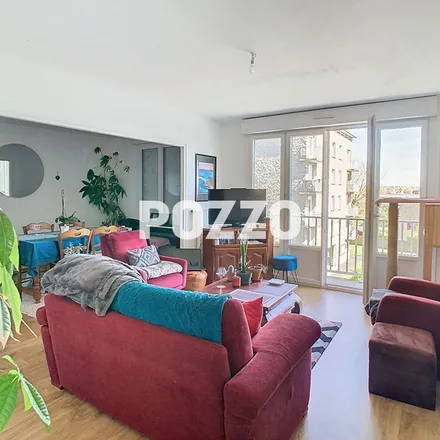 Image 7 - 68 Rue Couesnon, 50170 Pontorson, France - Apartment for rent
