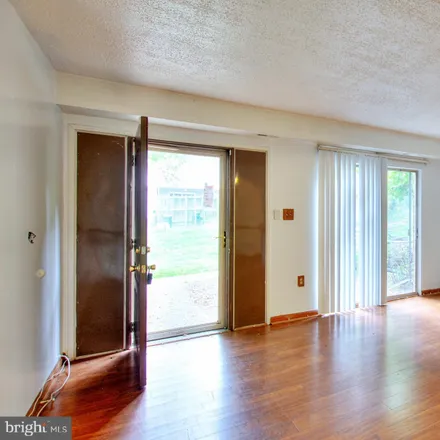 Image 2 - 14400 Taos Court, Layhill, Montgomery County, MD 20906, USA - Condo for sale