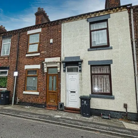 Rent this 3 bed room on unnamed road in Stoke, ST4 2RF