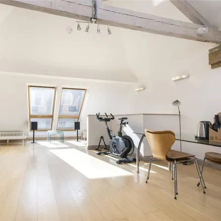 Rent this 2 bed apartment on Bottega in Rivington Street, London