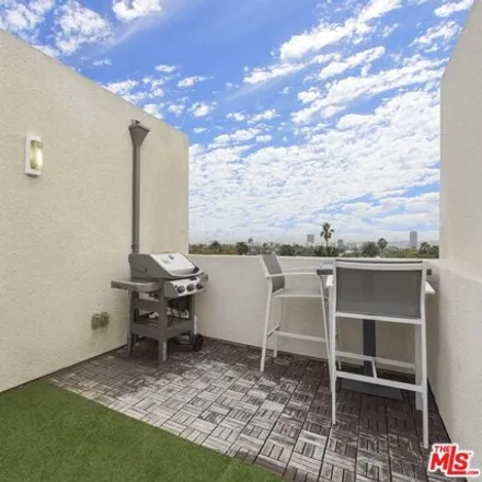 Image 3 - 7680 Romaine Street, West Hollywood, CA 90046, USA - Townhouse for rent