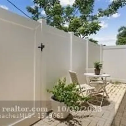 Image 9 - Windsor Court, Fort Lauderdale, FL 33304, USA - Condo for rent
