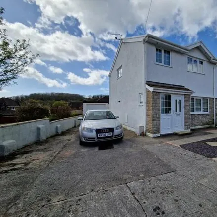 Buy this 3 bed duplex on Hendre Road in Pencoed, CF35 5NW