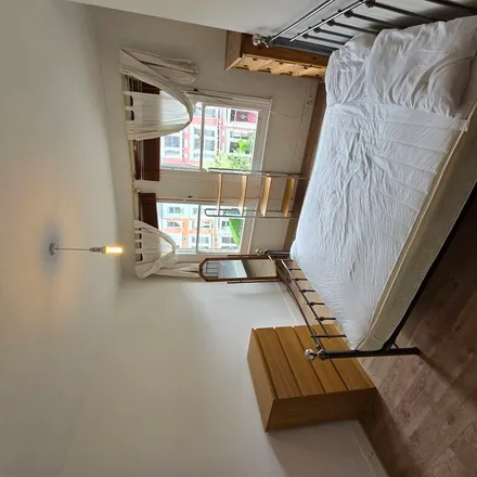 Rent this 1 bed apartment on 17 Albert Road in London, N4 3RR