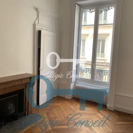 Image 7 - 30 Rue Franklin, 69002 Lyon, France - Apartment for rent