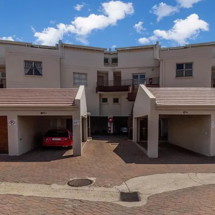 Image 6 - Woodley Road, Cresta, Johannesburg, 2001, South Africa - Townhouse for rent