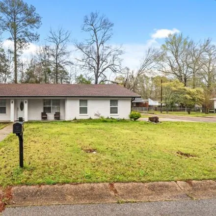 Buy this 4 bed house on 403 North 21st Avenue in Hattiesburg, MS 39401