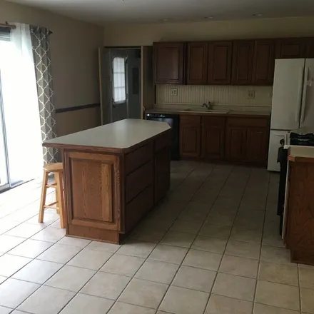 Image 2 - 1285 Yorkshire Drive, Hanover Park, Schaumburg Township, IL 60133, USA - Apartment for rent