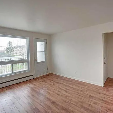 Rent this 3 bed apartment on 2493 Rue Évangéline in Quebec, QC G1J 1L7
